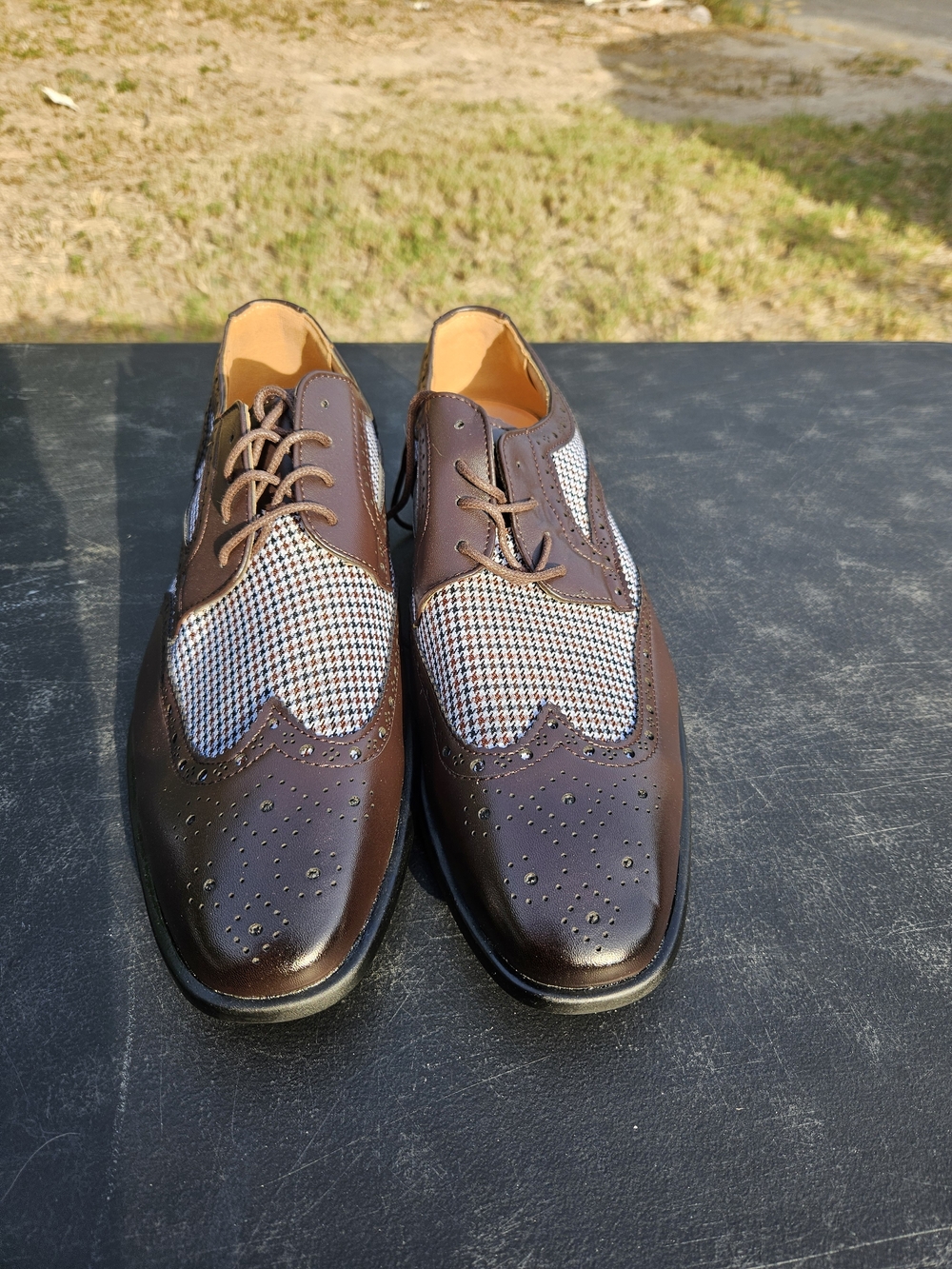 Men's Brown Wingtip Dress Shoes with Houndstooth Accent - Picture 1 of 2